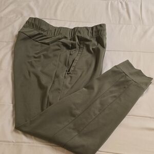 Lux Women's Olive Joggers Yogalicius